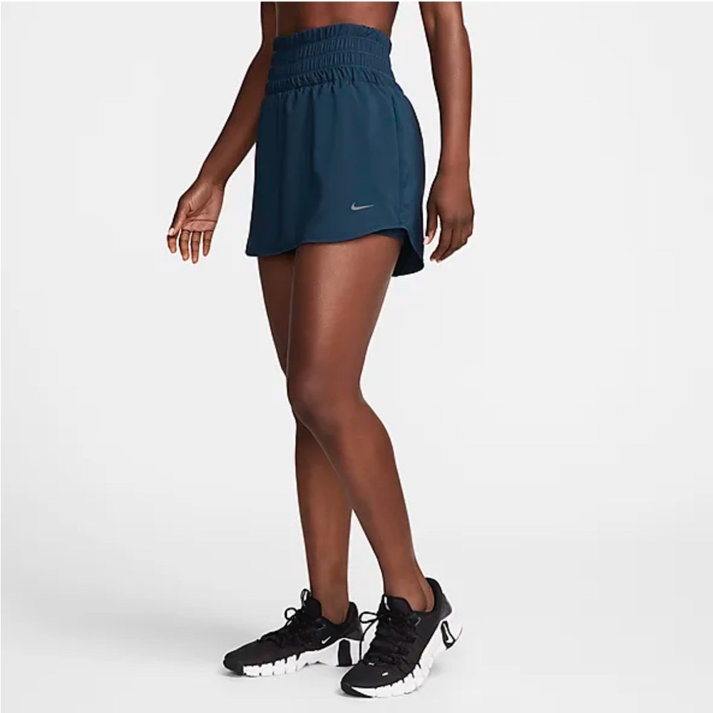 Nike high waisted navy blue running shorts with lining
